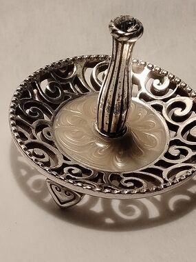 Brighton Lacie Daisy Ornate Silver Tone Small Vanity Ring Holder
